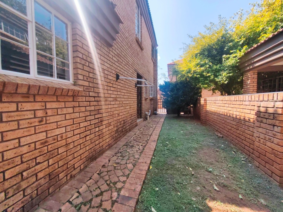 2 Bedroom Property for Sale in Potchefstroom North West